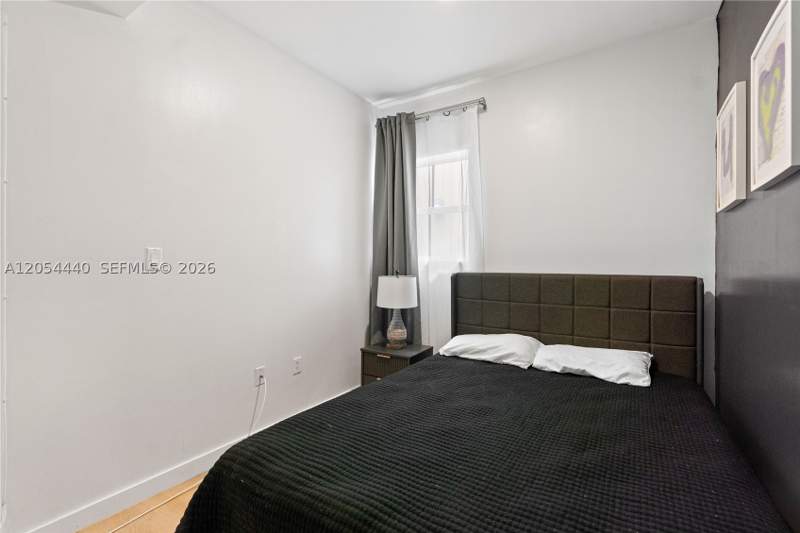 2 bedroom Condominium at 810 7th 102, First Deco Condo, Miami Beach — photo 4