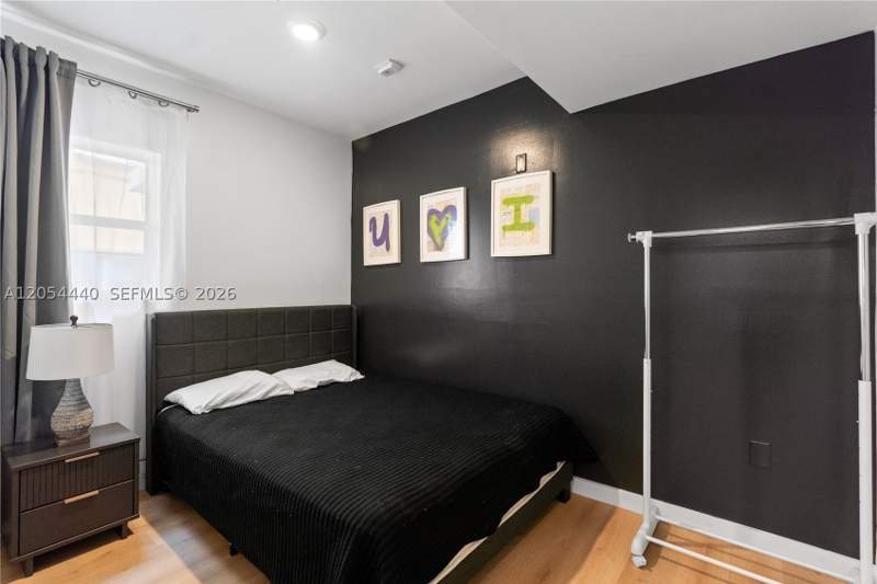 2 bedroom Condominium at 810 7th 102, First Deco Condo, Miami Beach — photo 5