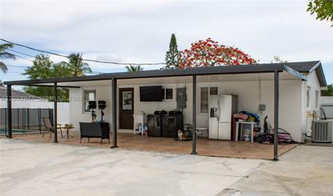 20130 SW 106th Ave, Cutler Bay FL - photo 21 of 25
