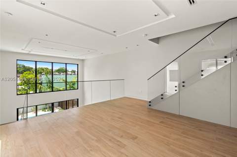 420 NE 62nd St B, Miami FL - photo 12 of 28