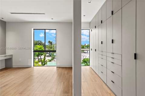 420 NE 62nd St B, Miami FL - photo 20 of 28