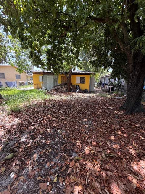 809 NW 108th St, Miami FL - photo 9 of 9