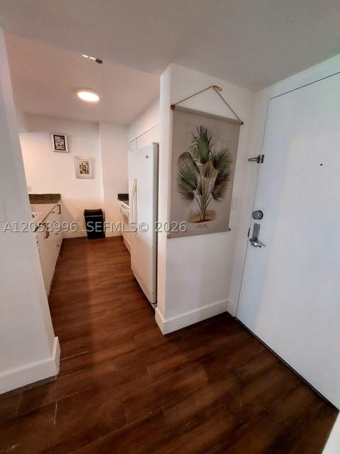 1200 Brickell Bay Dr 3708, Miami FL - photo 7 of 29