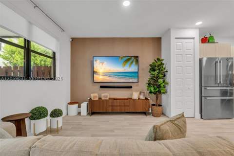 10533 NW 78th Ter, Doral FL - photo 15 of 55