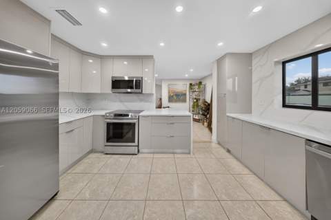12510 SW 95th Ter, Miami FL - photo 15 of 31
