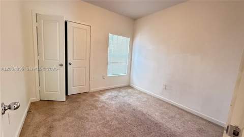 322 NE 1st Dr, Florida City FL - photo 9 of 12