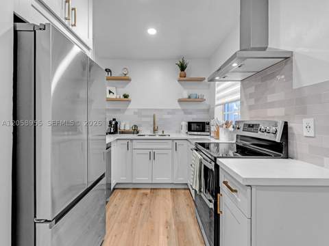 430 Forrest Dr, Miami Springs FL - photo 10 of 27