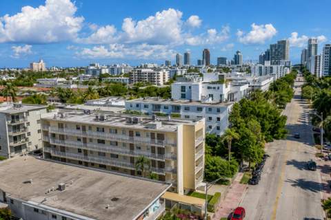 1245 West Avenue 302, Miami Beach FL - photo 10 of 17
