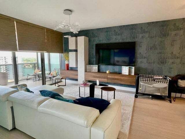 1 bedroom Condominium at 5875 Collins Avenue 1606, Mei Condo, Miami Beach — photo 4