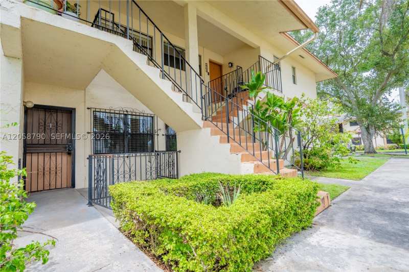 3 bedroom Condominium at 6660 SW 130th Ave 1701, Miller Villas Condo, Miami — photo 1