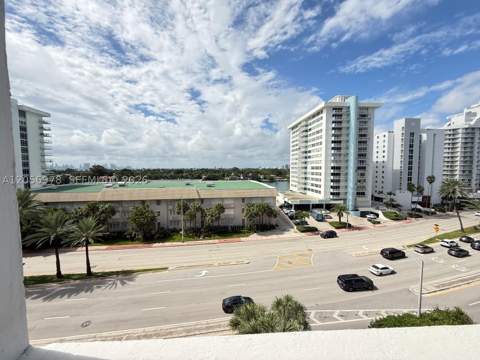 5825 Collins Ave 7B, Miami Beach FL - photo 12 of 21