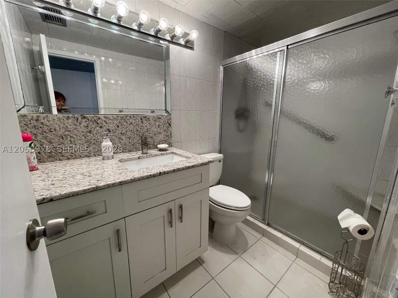 2 bedroom Condominium at 5825 Collins Ave 7B, Corinthian Condo, Miami Beach — photo 4