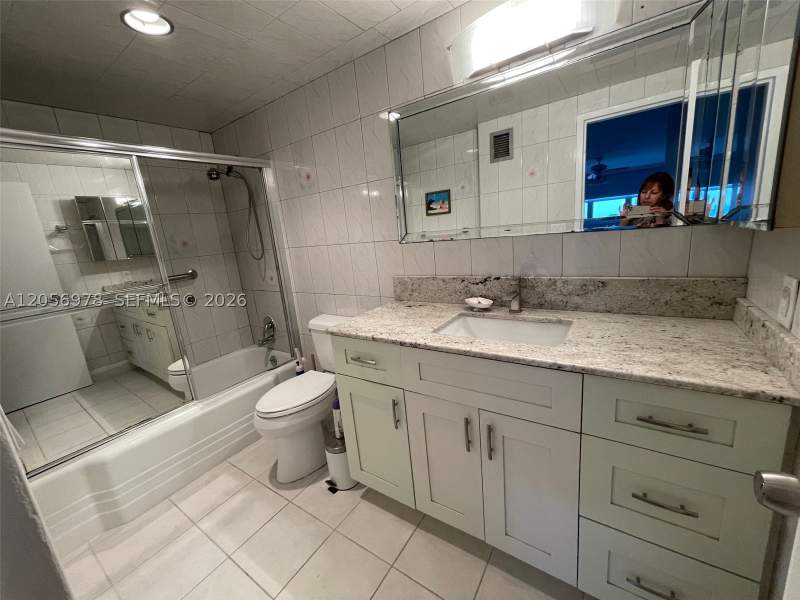 2 bedroom Condominium at 5825 Collins Ave 7B, Corinthian Condo, Miami Beach — photo 5