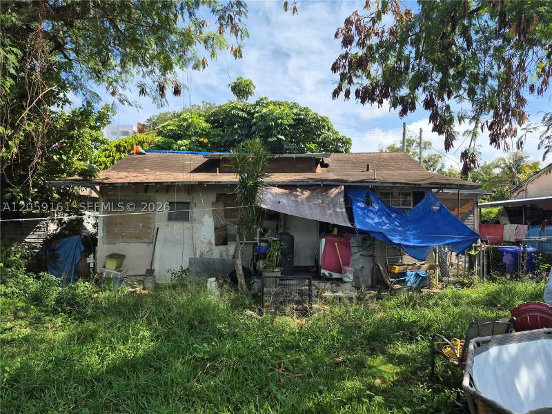 2 bedroom SingleFamilyResidence at 353 NE 58th St, Dixie Highway Track, Miami — photo 5