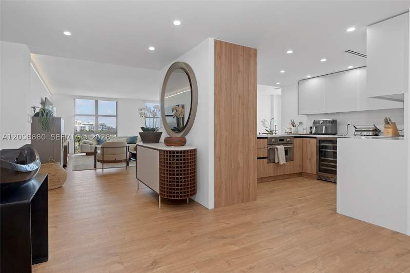 3 bedroom Condominium at 1111 Crandon Blvd A501, Towers Of Key Biscayne Co, Key Biscayne — photo 2