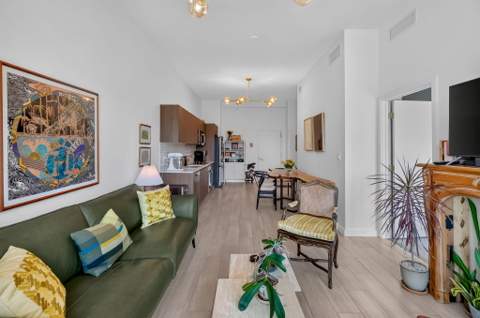 1600 SW 1st Avenue 413, Miami FL - photo 11 of 65