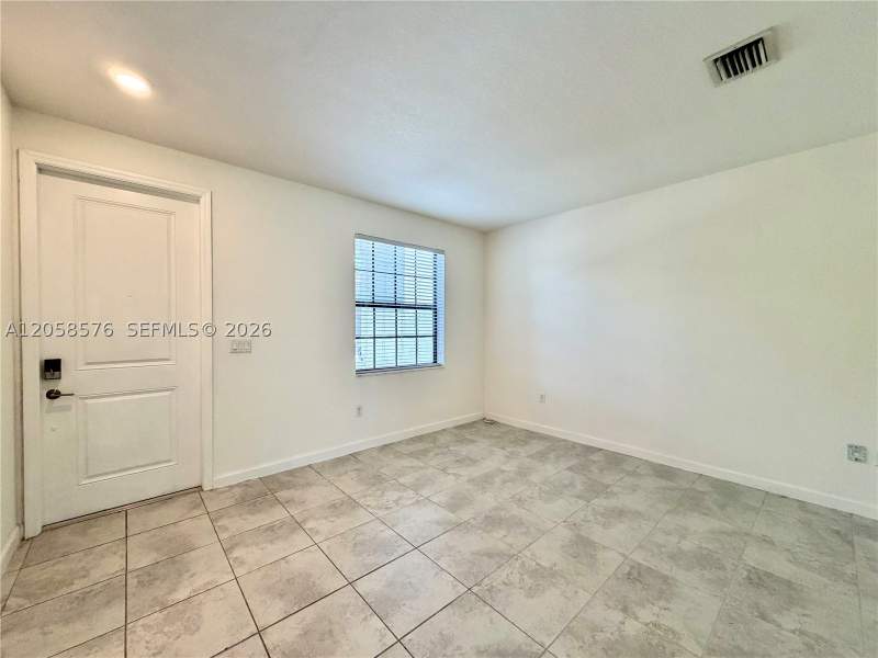 3 bedroom Townhouse at 11214 SW 249th St, Coco Palm Villas, Homestead — photo 4