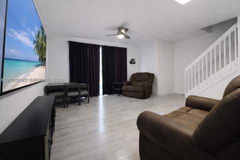 2264 NE 42nd Cir, Homestead FL - photo 16 of 21