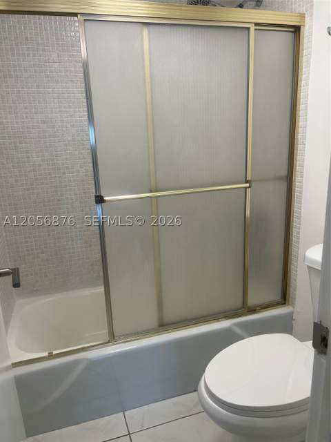 300 Bayview Dr 207, Sunny Isles Beach FL - photo 13 of 23
