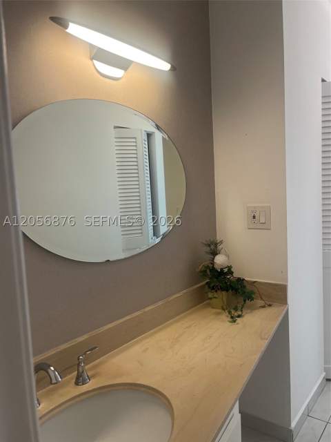300 Bayview Dr 207, Sunny Isles Beach FL - photo 14 of 23