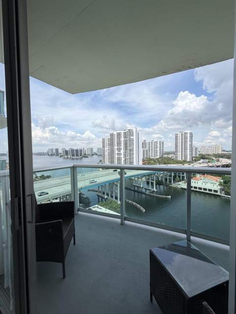 19390 Collins Avenue 1603, Sunny Isles Beach FL - photo 18 of 33