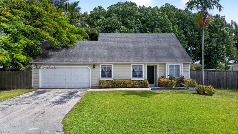 4 bedroom SingleFamilyResidence at 14843 SW 152nd Ter, Kings Grant East, Miami — photo 1