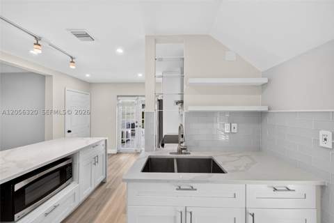 14843 SW 152nd Ter, Miami FL - photo 13 of 59