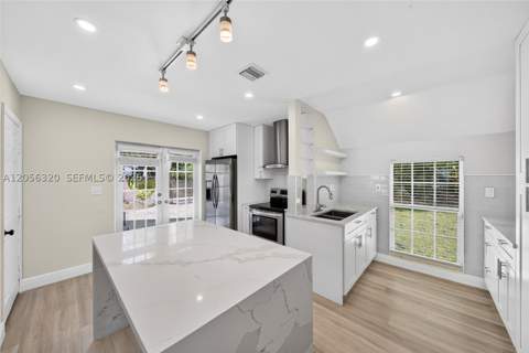 14843 SW 152nd Ter, Miami FL - photo 14 of 59