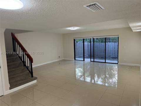16498 NE 26th Ave 12, North Miami Beach FL - photo 19 of 25