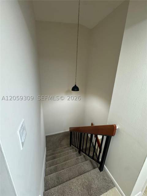 16498 NE 26th Ave 12, North Miami Beach FL - photo 20 of 25