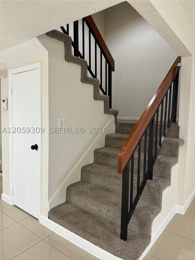 3 bedroom Townhouse at 16498 NE 26th Ave 12, Lakeview Townhomes Condo, North Miami Beach — photo 4