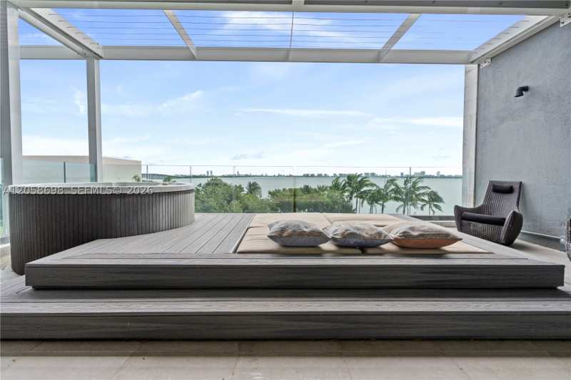 6 bedroom Condominium at 650 NE 32nd St Bh2, Paraiso Bay Condo, Miami — photo 1