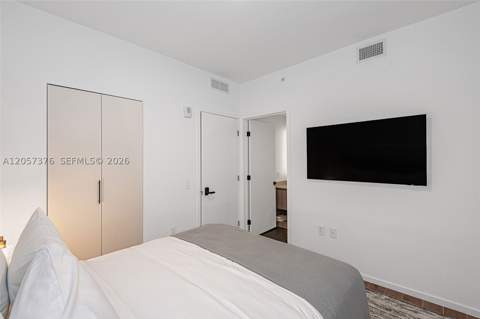 398 NE 5th St 3711, Miami FL - photo 19 of 44