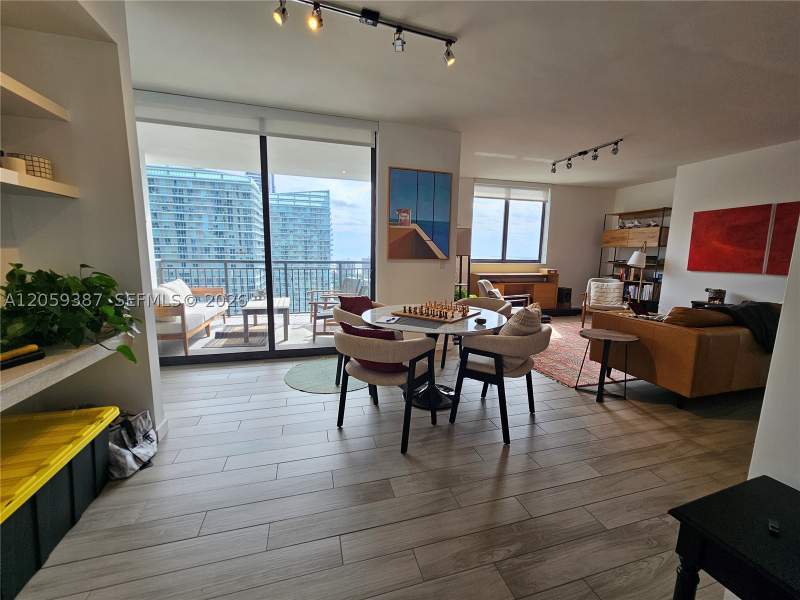 2 bedroom Condominium at 999 SW 1st Ave 3004, Nine At Mary Brickell Vil, Miami — photo 2