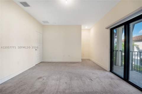 4733 NW 83rd Pkwy, Doral FL - photo 12 of 43