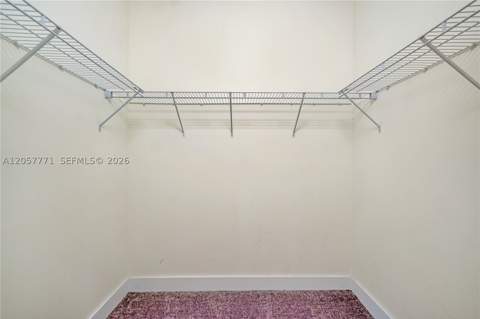 4733 NW 83rd Pkwy, Doral FL - photo 15 of 43