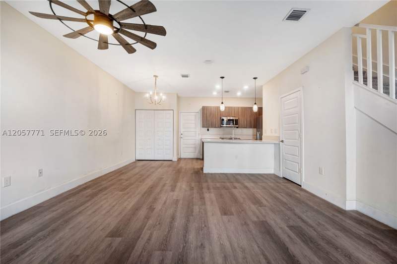 3 bedroom Townhouse at 4733 NW 83rd Pkwy, Downtown Doral South Phas, Doral — photo 3