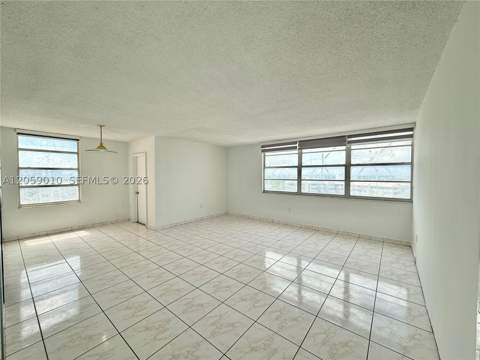 1351 NE Miami Gardens Dr 1215E, Miami FL - photo 10 of 28