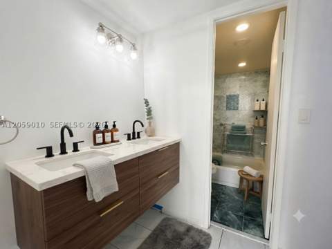 1351 NE Miami Gardens Dr 1215E, Miami FL - photo 18 of 28