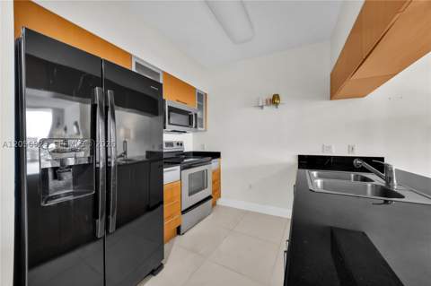 1750 N Bayshore Dr 3310, Miami FL - photo 12 of 41