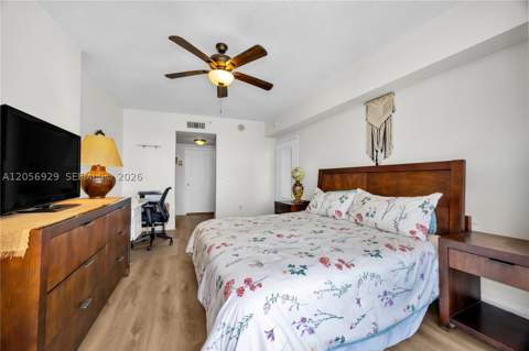 1750 N Bayshore Dr 3310, Miami FL - photo 15 of 41