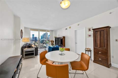 1750 N Bayshore Dr 3310, Miami FL - photo 7 of 41