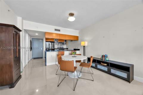 1750 N Bayshore Dr 3310, Miami FL - photo 8 of 41
