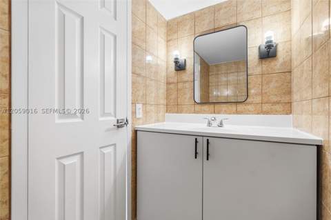 7620 Carlyle Ave 206, Miami Beach FL - photo 11 of 30