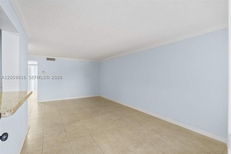 1 bedroom Condominium at 7620 Carlyle Ave 206, Carlyle Plaza Condo, Miami Beach — photo 5