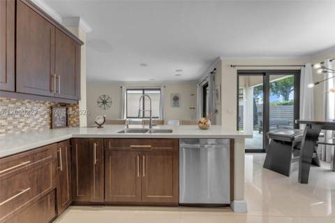 15454 SW 41st Ter, Miami FL - photo 7 of 48