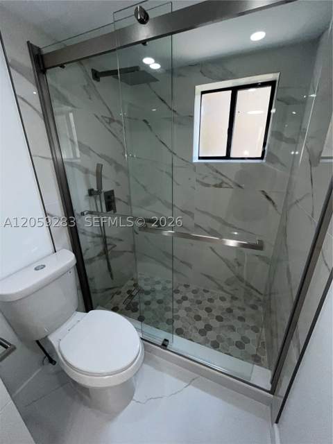 8625 NW 8th St 213, Miami FL - photo 15 of 17