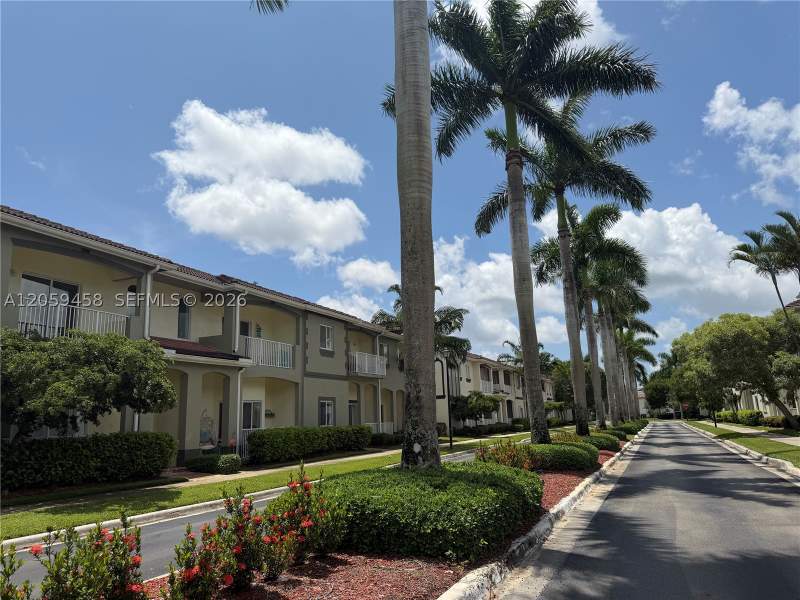 3 bedroom Townhouse at 2362 SE 19th Ct, Towngate North, Homestead — photo 2