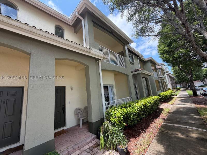3 bedroom Townhouse at 2362 SE 19th Ct, Towngate North, Homestead — photo 3