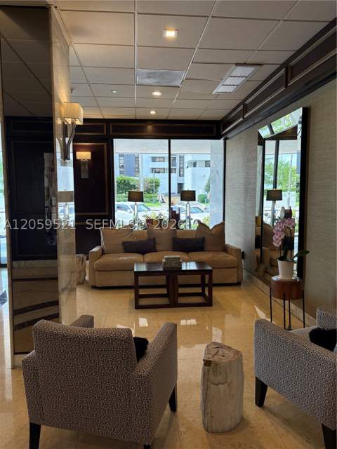 625 Biltmore Way 501, Coral Gables FL - photo 13 of 35